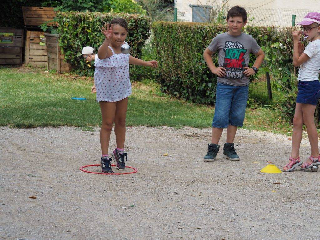 Trouvez les meilleures boules de pétanque junior pour vos enfants !