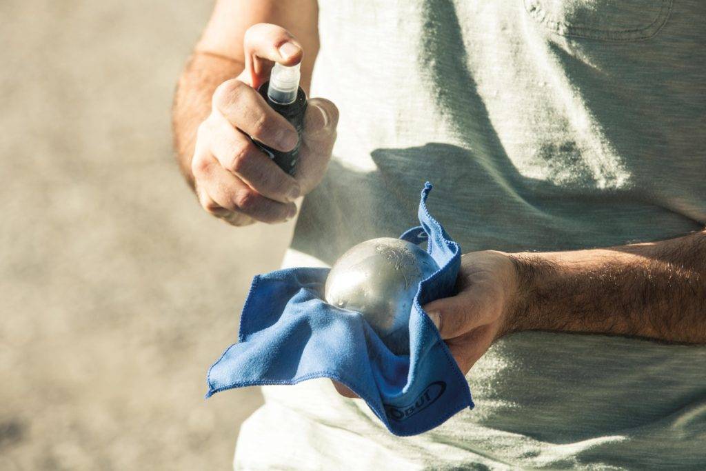 Entretien boules de pétanque